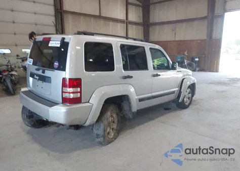 2012 Jeep Liberty Sport из США, поврежденный, VIN 1C4PJMAK6CW136220